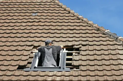 Pose de velux - Frayssinet-le-Gélat